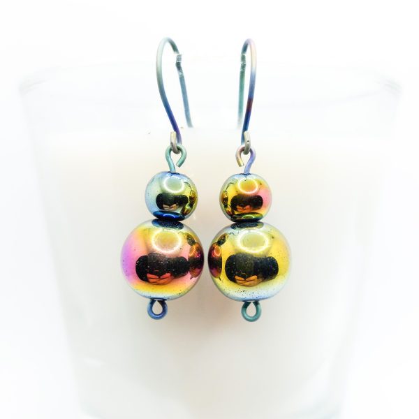 Anodized titanium earrings with hematite