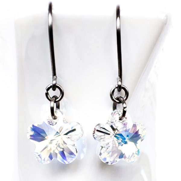 Pure titanium earrings with Swarovski flowers